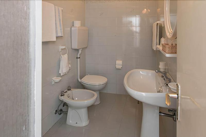Albergo Antica Rosa Levico Terme Zewnętrze zdjęcie