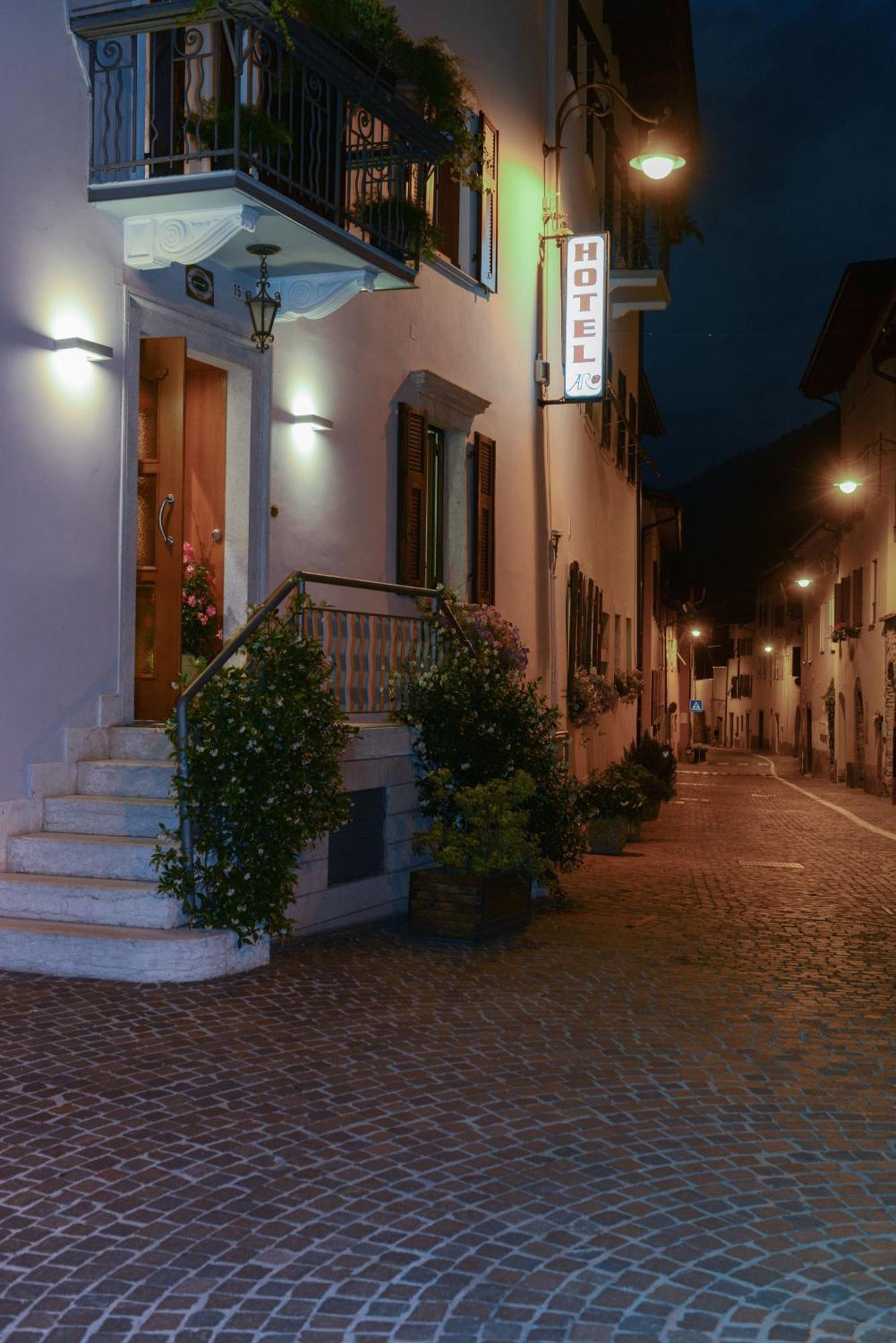 Albergo Antica Rosa Levico Terme Zewnętrze zdjęcie